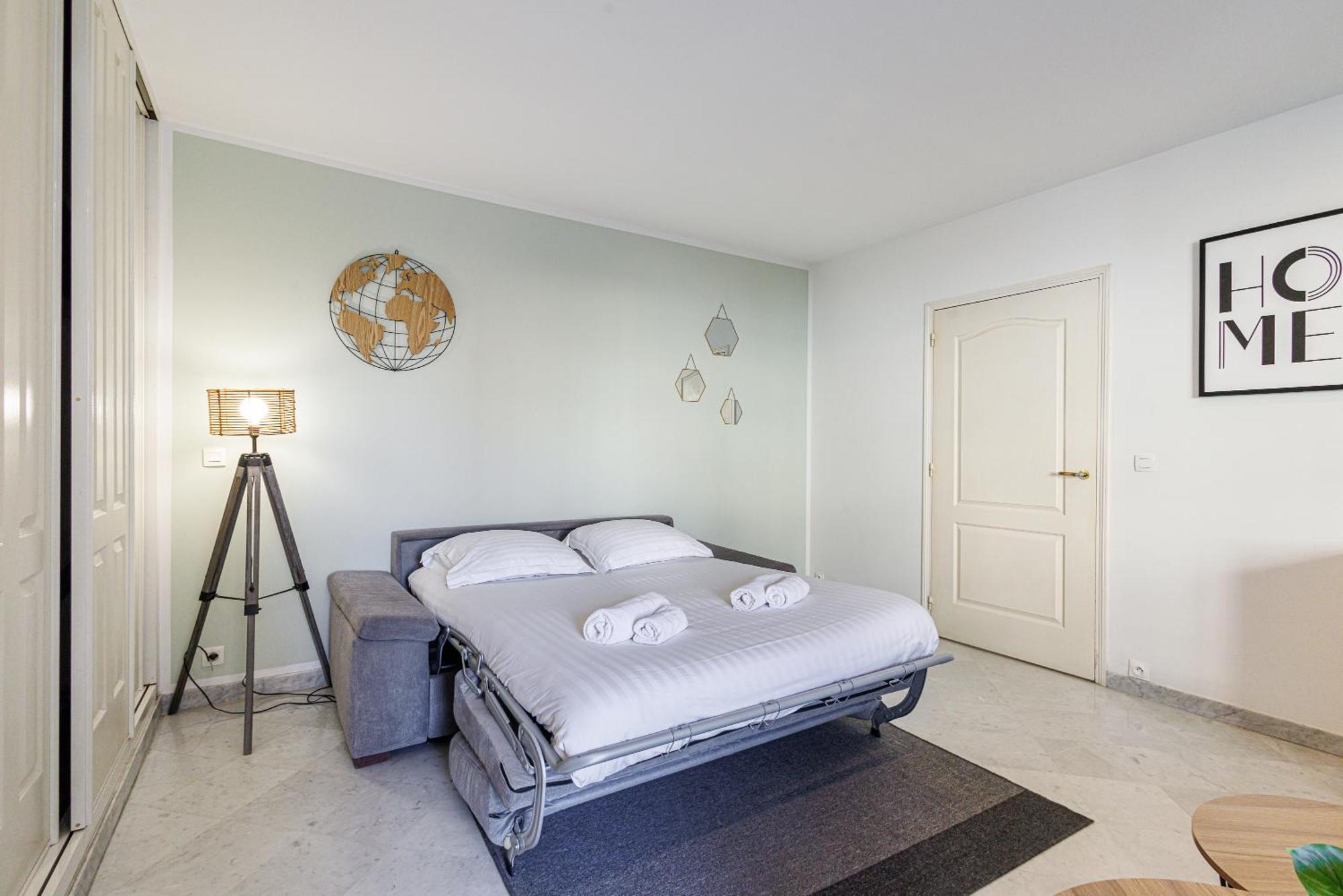Le Victoria, Elegant T2 Au Bord Des Plages, Piscine, Sauna 芒通 外观 照片