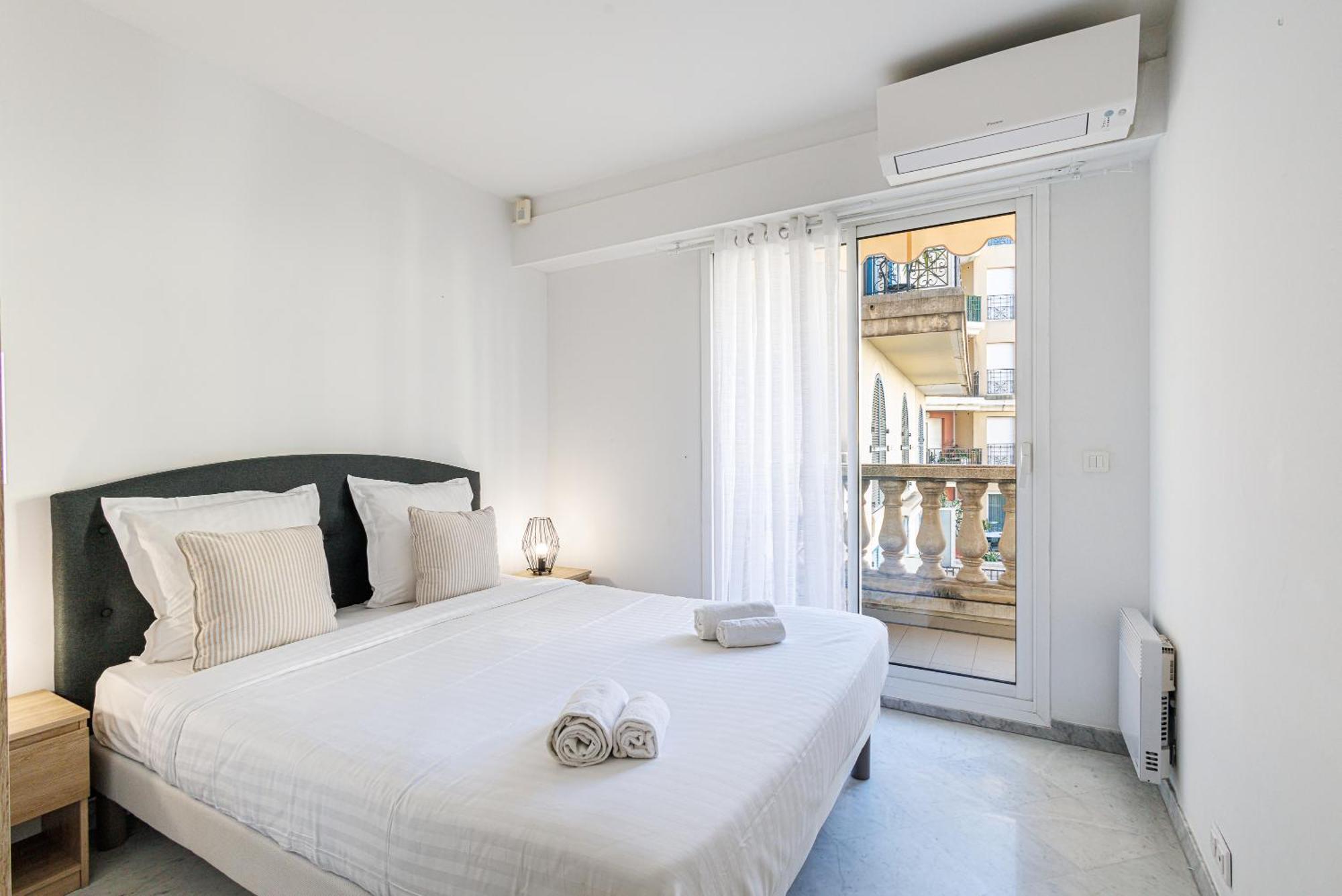 Le Victoria, Elegant T2 Au Bord Des Plages, Piscine, Sauna 芒通 外观 照片